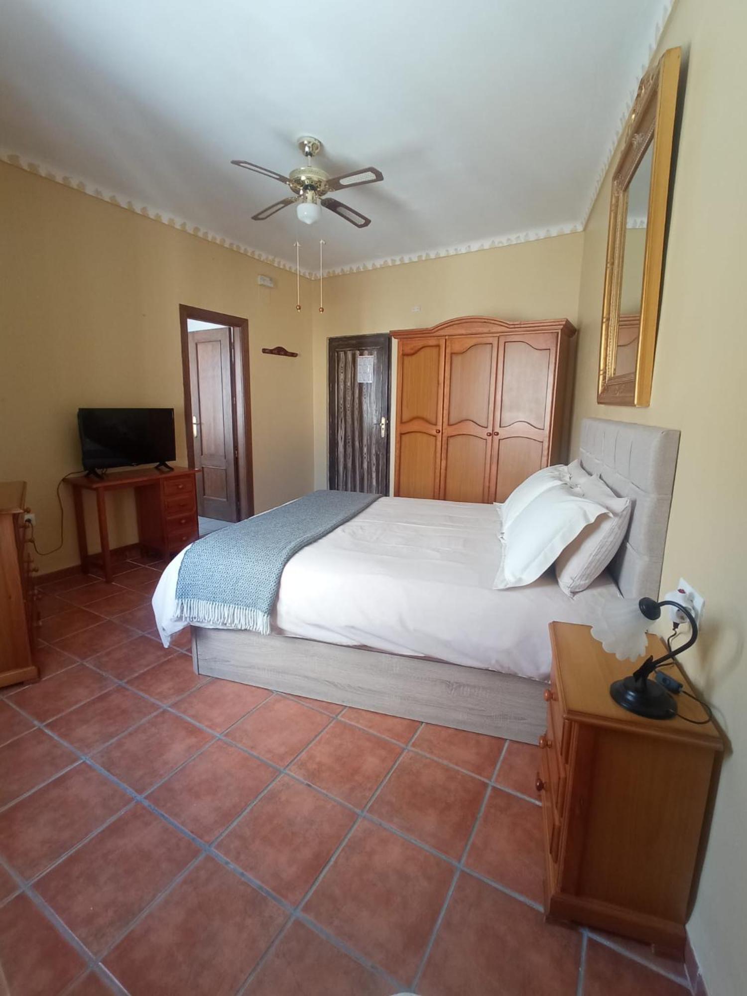 Hostal R-Conecta Cuevas De San Marcos المظهر الخارجي الصورة